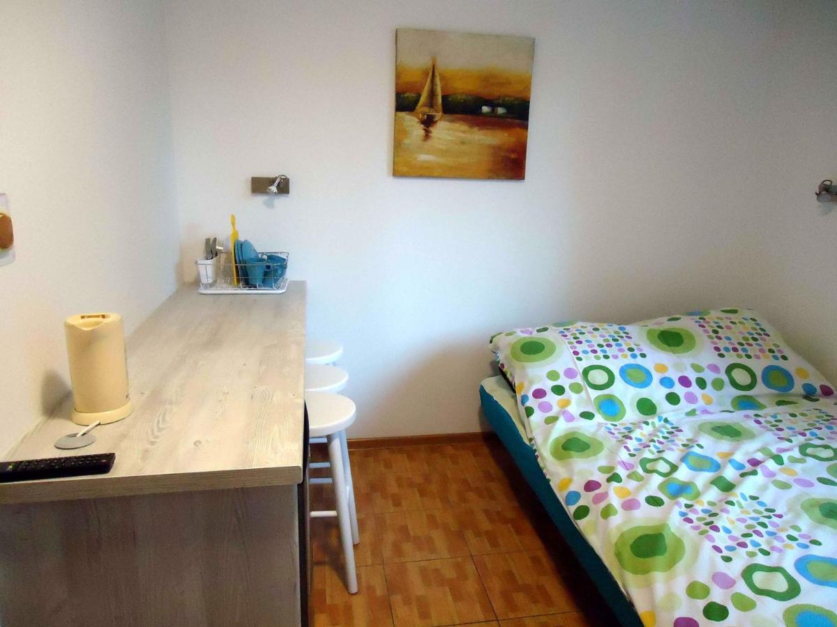Dom Na Wzgorzu Apartment Jastarnia Bagian luar foto
