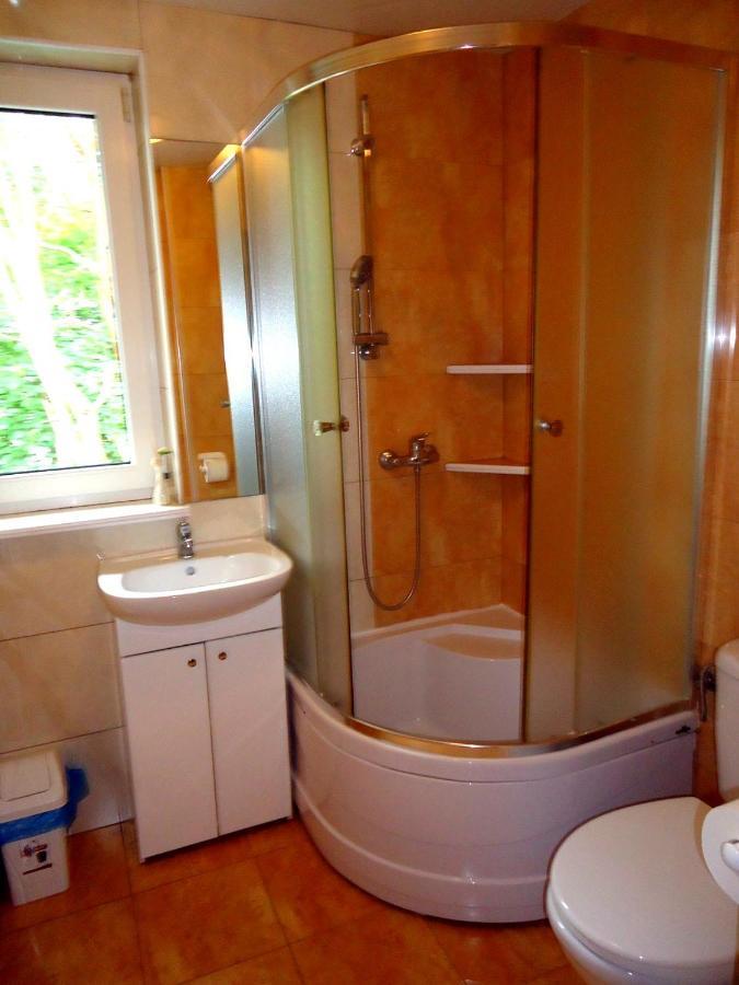 Dom Na Wzgorzu Apartment Jastarnia Bagian luar foto